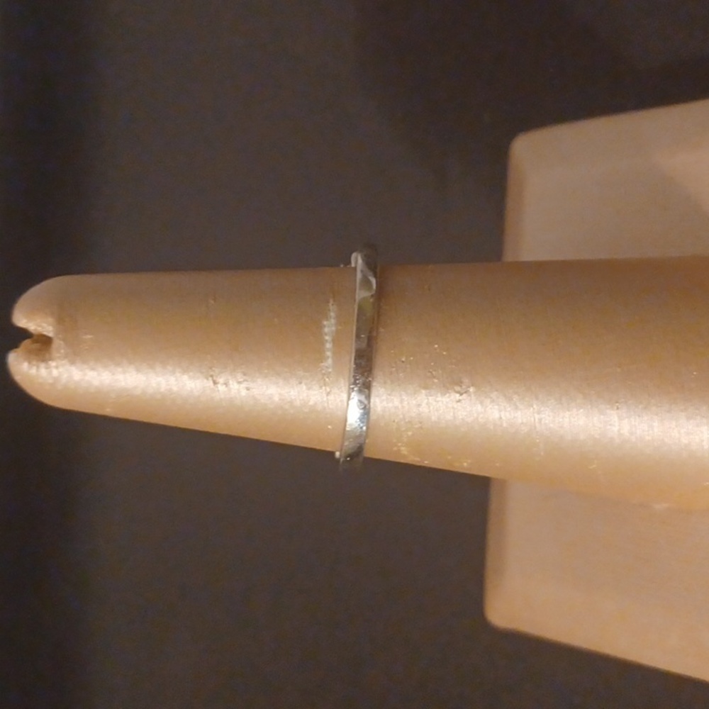 Diamond Simulant Ring! - image 5